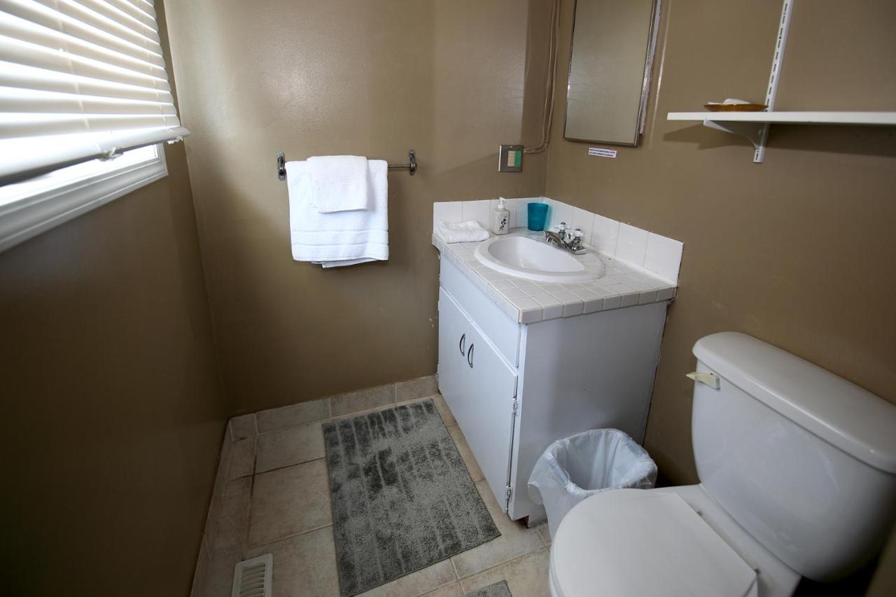 Jenny Guest House Yellowknife Extérieur photo