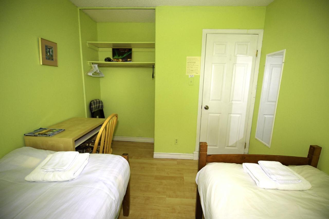 Jenny Guest House Yellowknife Extérieur photo