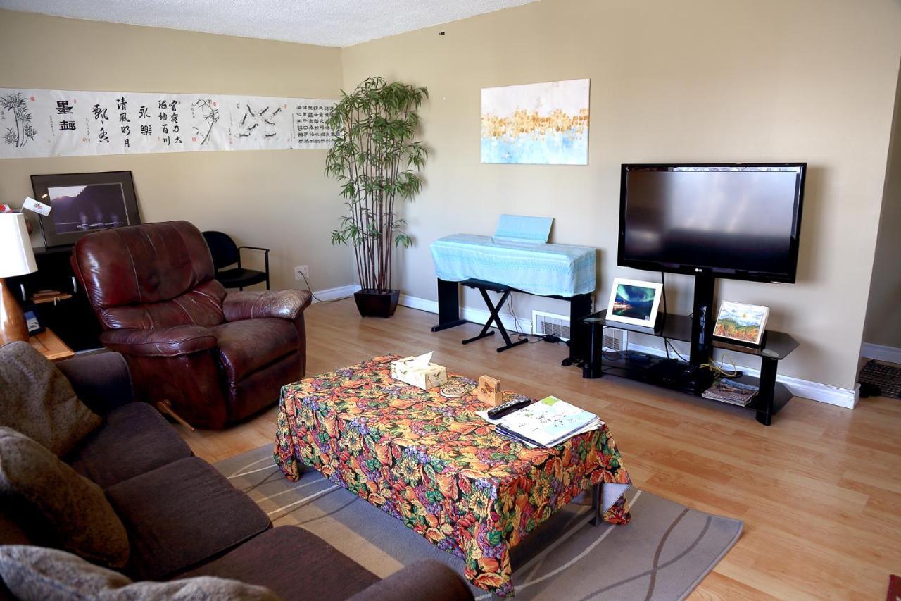 Jenny Guest House Yellowknife Extérieur photo