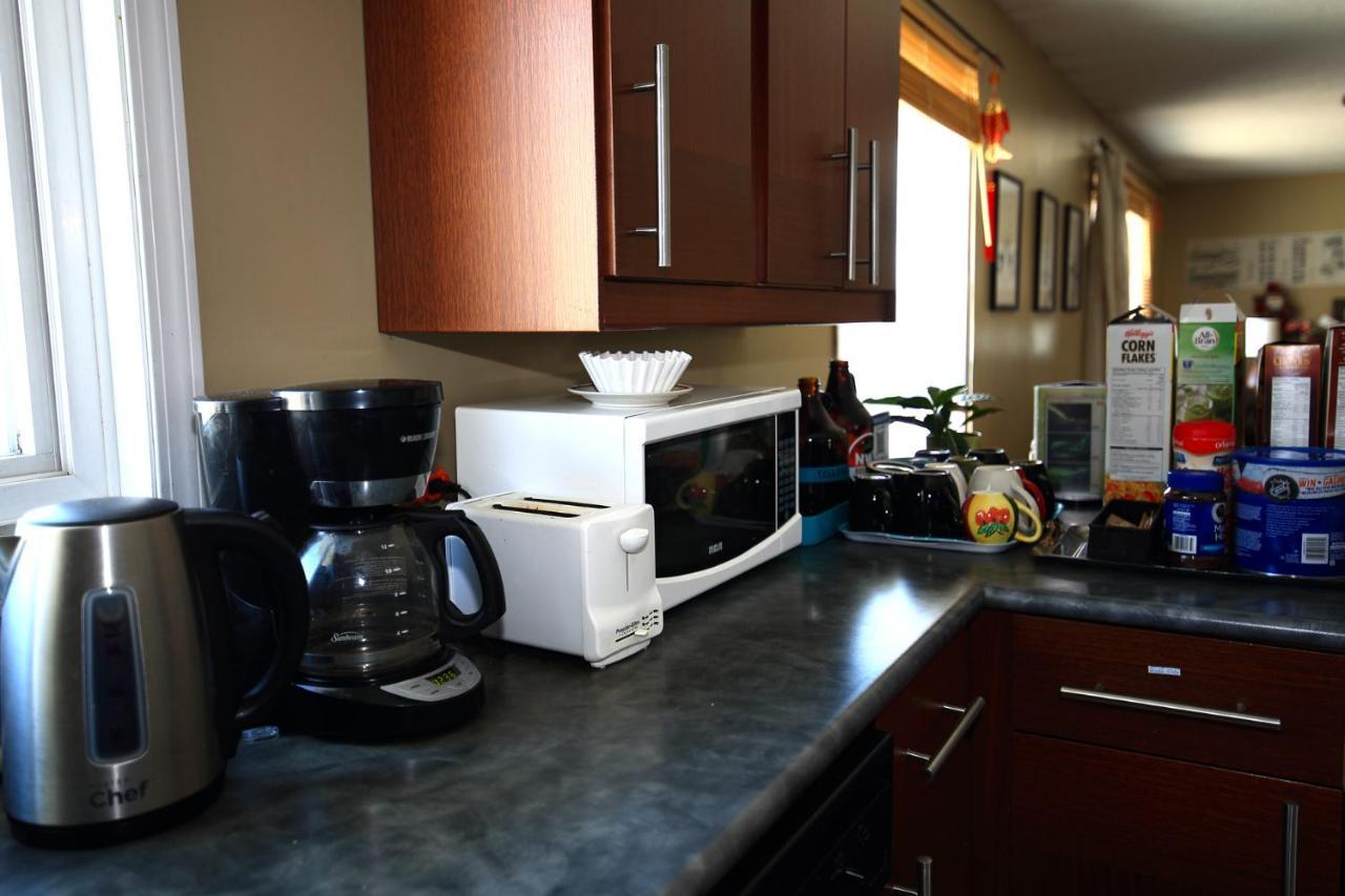 Jenny Guest House Yellowknife Extérieur photo