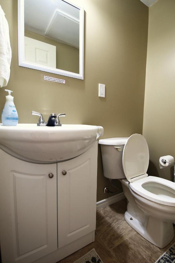 Jenny Guest House Yellowknife Extérieur photo