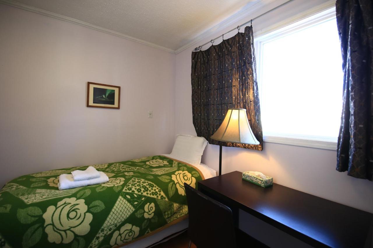 Jenny Guest House Yellowknife Extérieur photo